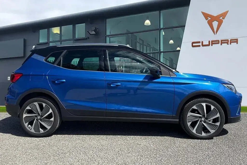 Used Seat Arona FR Sport 2023 Blue SUV
