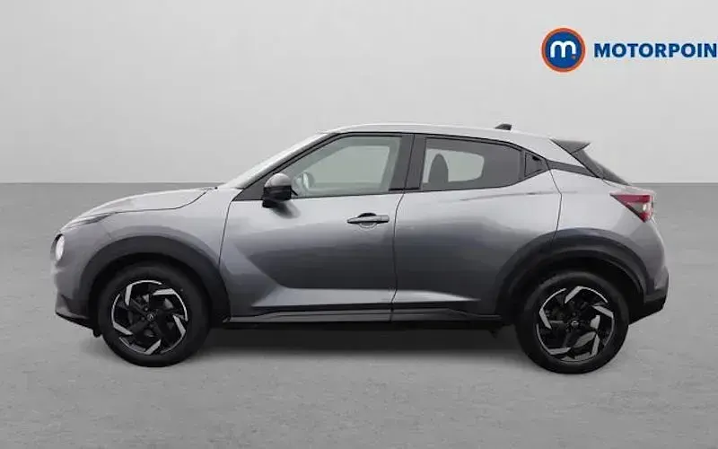 Used Nissan Juke N-Connecta 114 HP (83 kW) 2023 Grey SUV