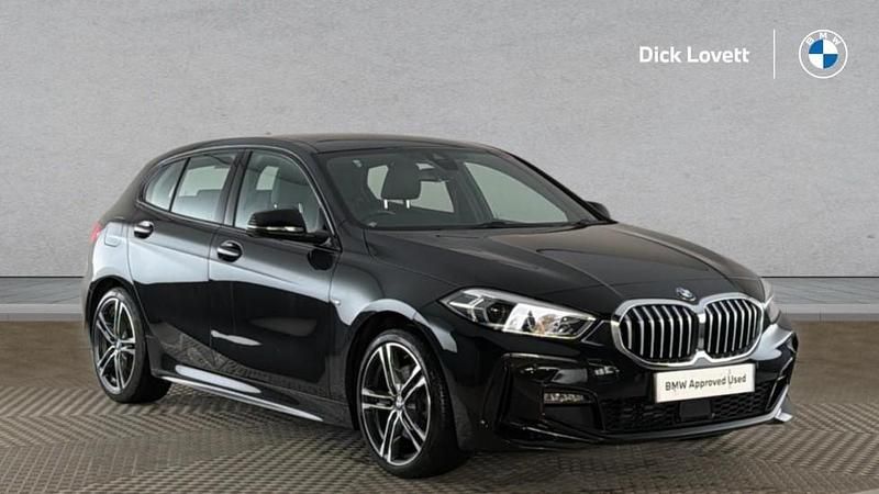Used BMW 118 M Sport 138 HP (101 kW) 2019 Black Hatchback