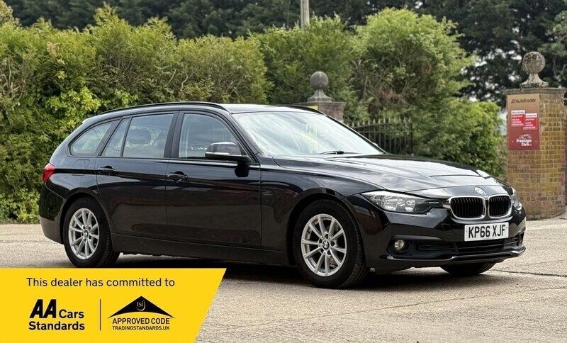 Black Used 2016 BMW 320 Efficient Dynamics Estate | £7,490 (Fair price) - Image 1/2