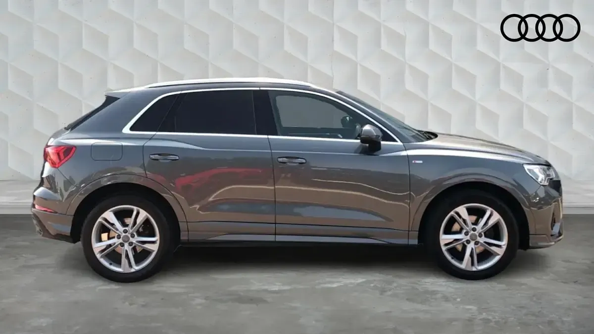 Used Audi Q3 S-Line 150 HP (110 kW) 2019 Grey SUV
