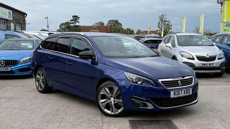 Used Peugeot 308 SW GT-line 150 HP (110 kW) 2016 Blue Estate