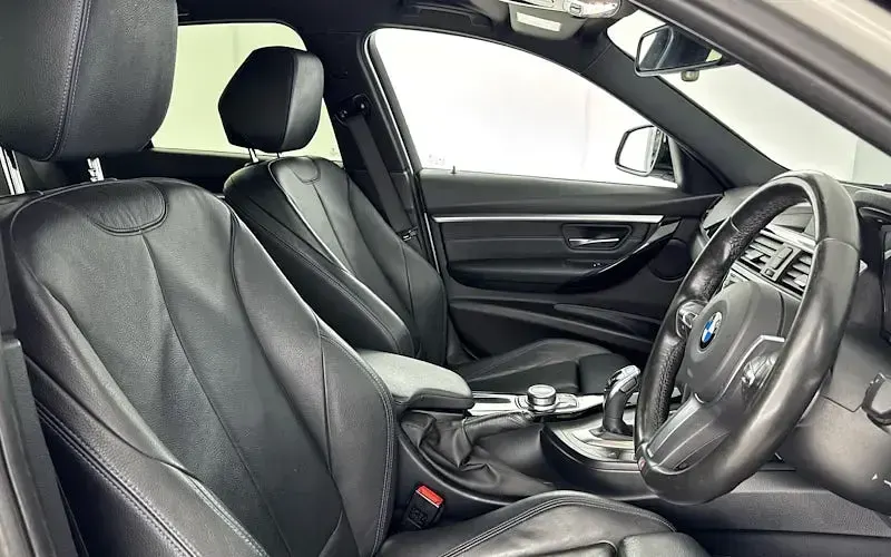 Used BMW 320 M Sport 190 HP (139 kW) 2018 White Sedan