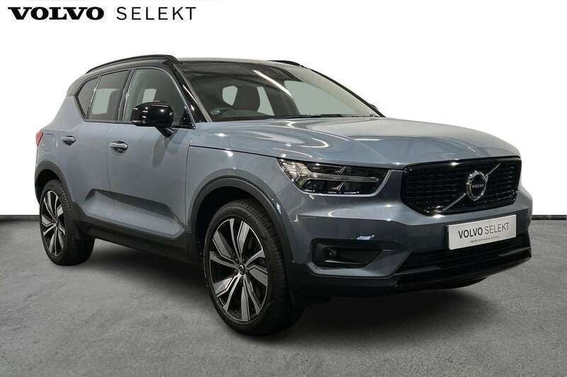 Grey Used 2022 Volvo XC40 R-Design Pro SUV | £25,750 (Good price) - Image 1/3