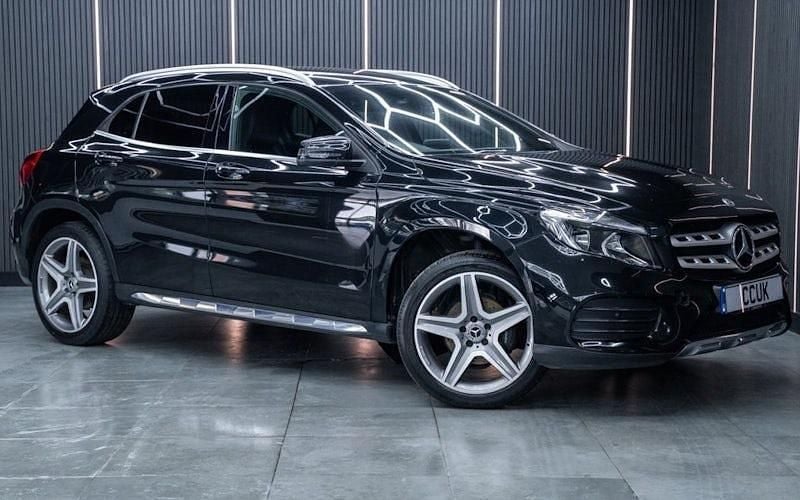 Used 2019 Mercedes GLA200 AMG line SUV | £12,290 (Fair price) - Image 1/4