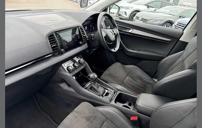 Used Skoda Karoq SE L 150 HP (110 kW) 2024 Moon white metallic SUV