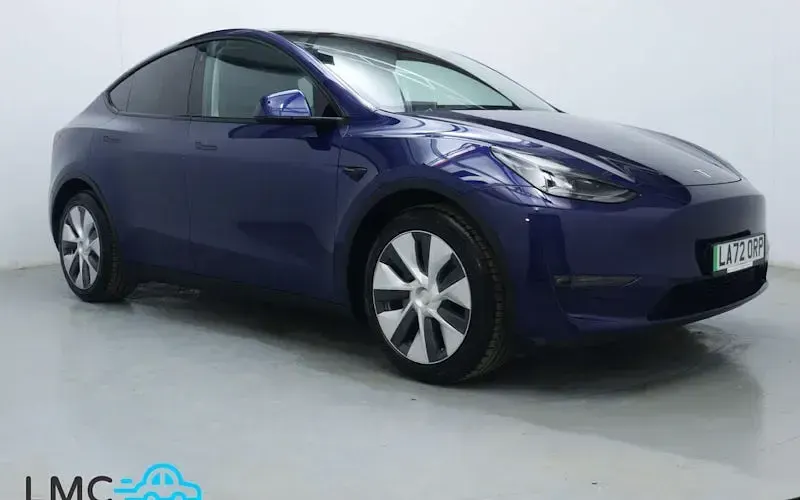Used Tesla Model Y Long Range AWD 286 kW (389 HP) 2025 SUV
