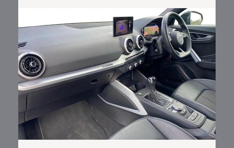 Used Audi Q2 Black Edition 150 HP (110 kW) 2022 Blue SUV