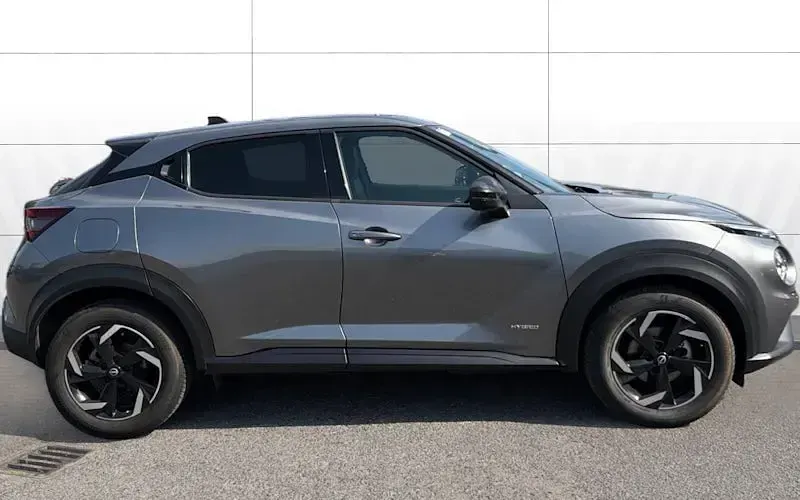 Used Nissan Juke N-Connecta 143 HP (105 kW) 2023 Grey SUV