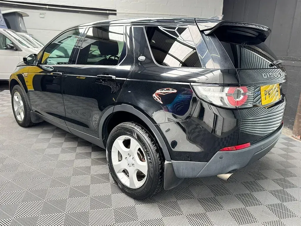 Used Land Rover Discovery Sport Pure 2017 Black SUV