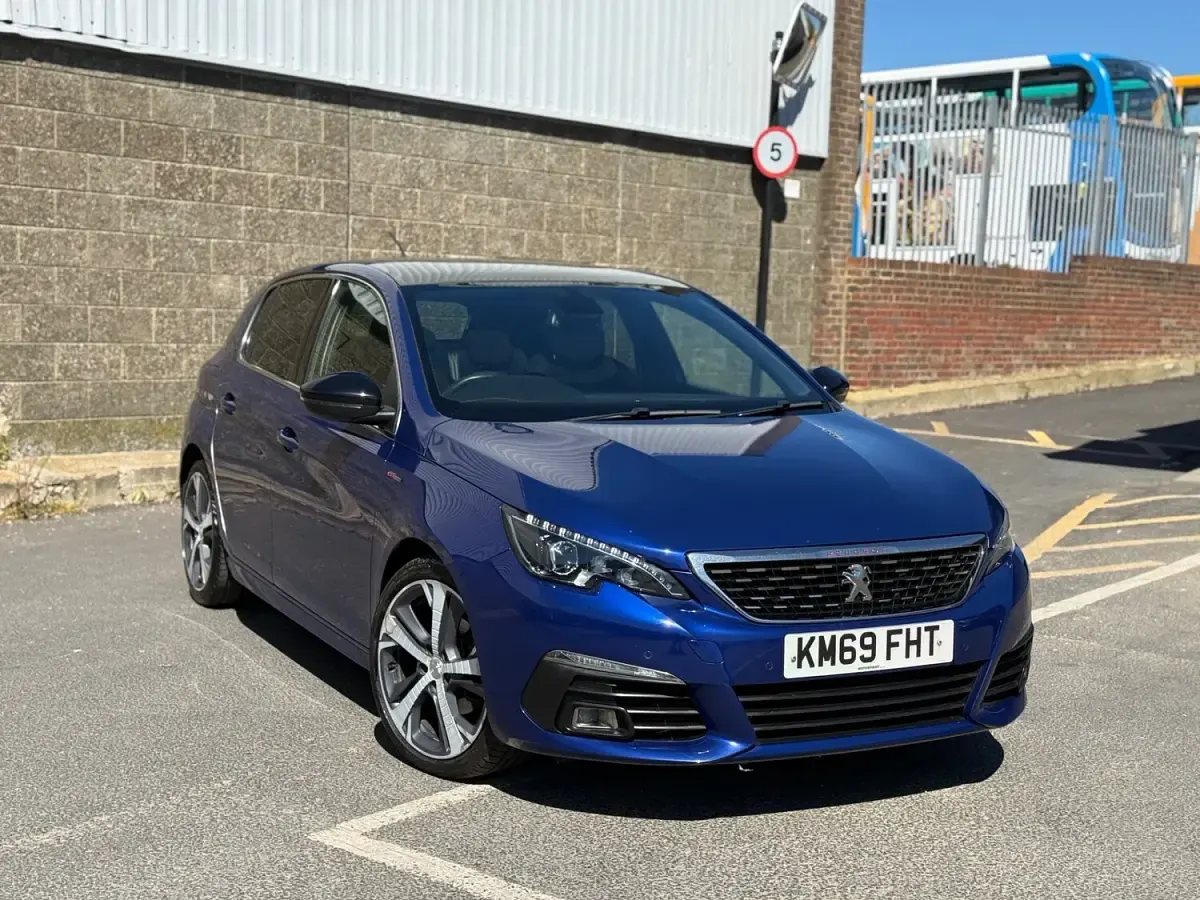 Used Peugeot 308 GT-line 2019 Blue Hatchback
