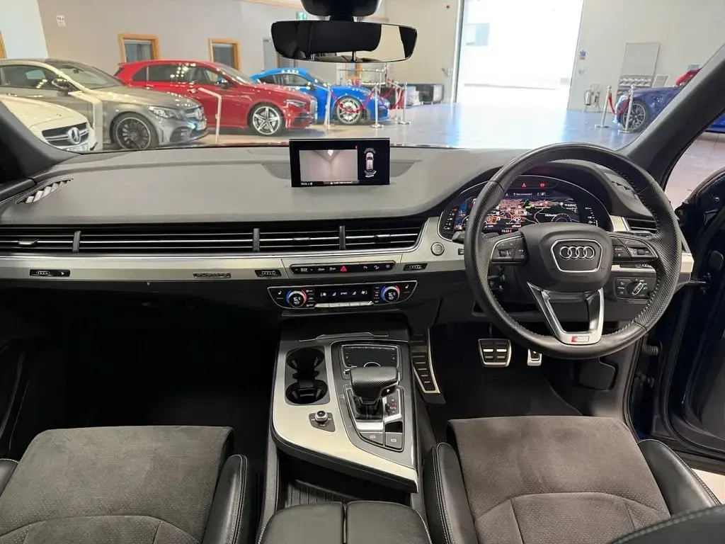 Used Audi Q7 S-Line 286 HP (210 kW) 2019 Blue SUV