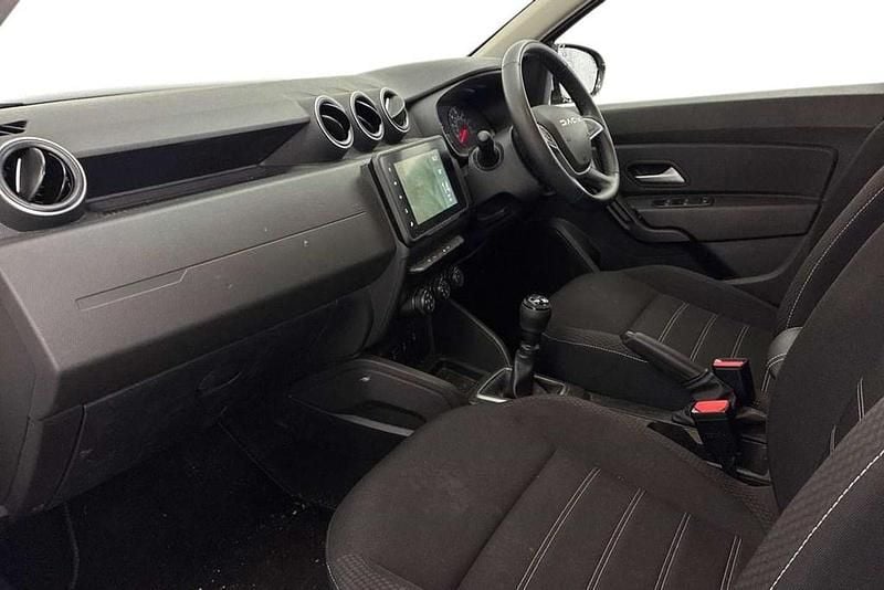 Used Dacia Duster Expression 88 HP (64 kW) 2023 White SUV