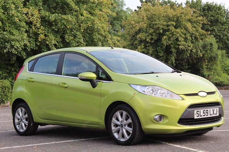 Green Used 2009 Ford Fiesta Zetec Hatchback | £1,790 (Fair price) - Image 1/4