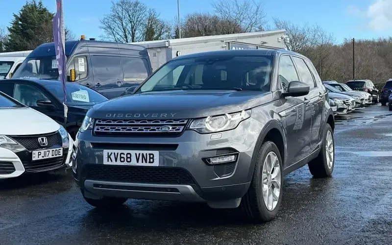 Used Land Rover Discovery Sport HSE 241 HP (177 kW) 2019 SUV