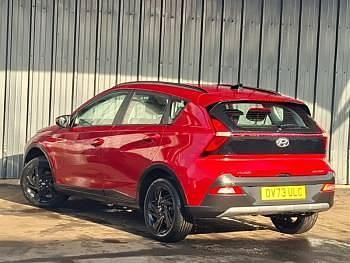 Used Hyundai Bayon SE 100 HP (73 kW) 2023 Red SUV