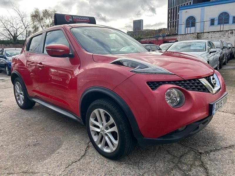Red Used 2015 Nissan Juke Acenta Premium SUV | £2,990 (Super price) - Image 1/3