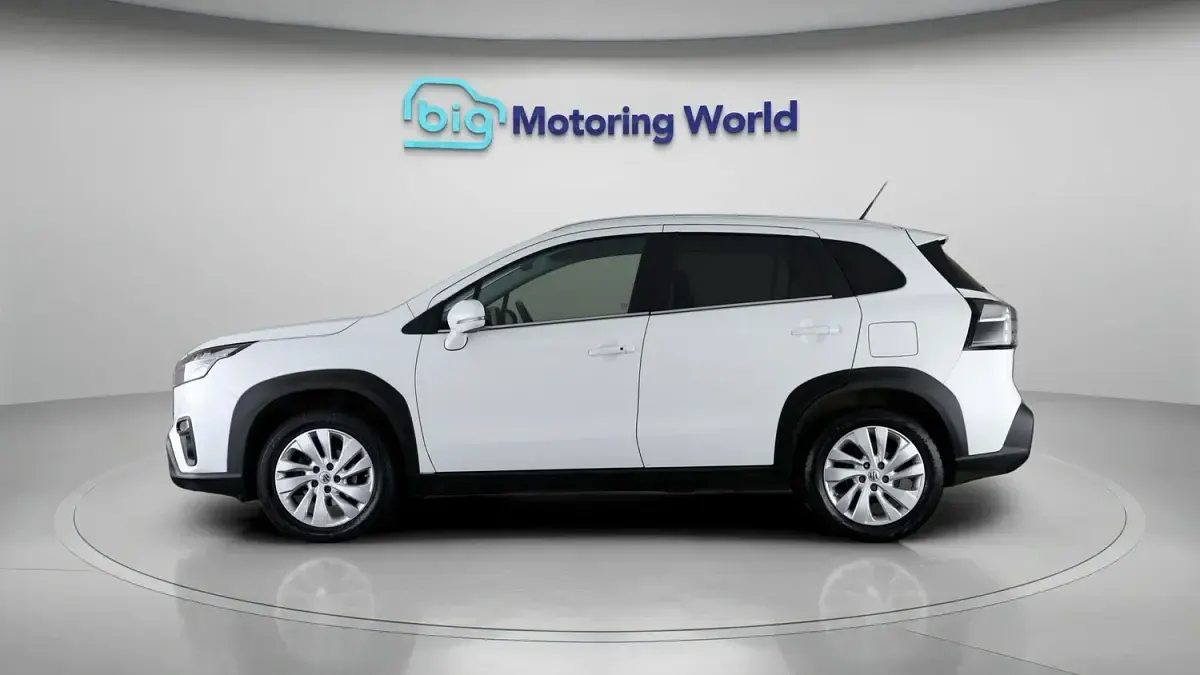 Used Suzuki SX4 2023 White Hatchback