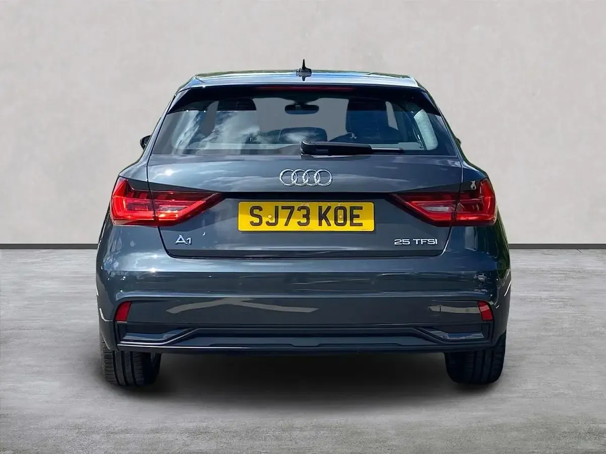 Used Audi A1 Sportback Sport 95 HP (69 kW) 2023 Grey Hatchback
