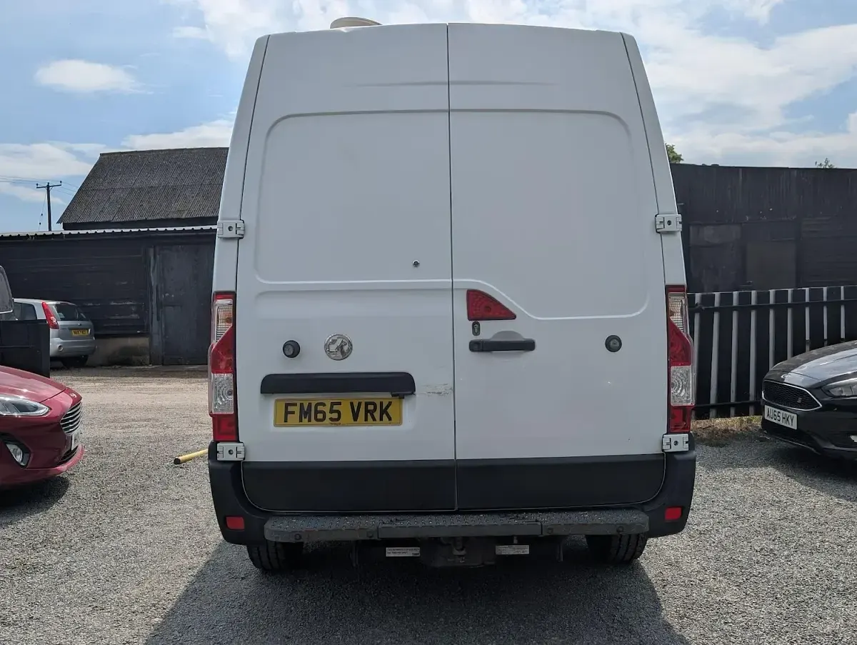 Used Vauxhall Movano 136 HP (100 kW) 2016 White MPV