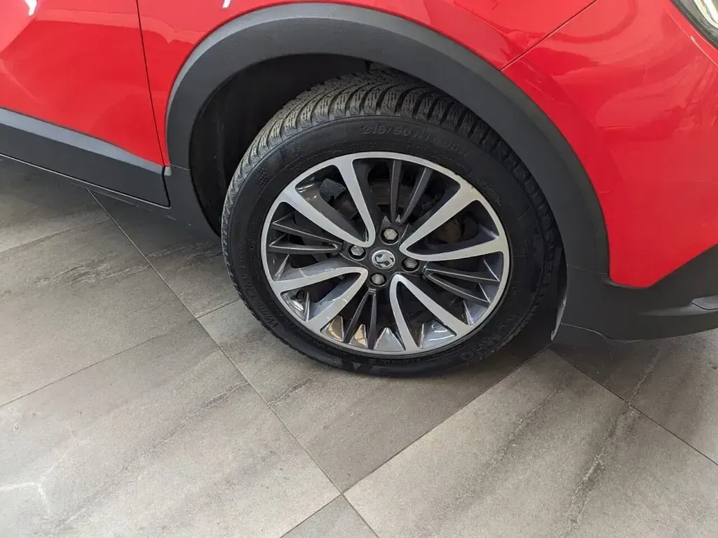 Used Vauxhall Crossland X Elite 81 HP (59 kW) 2018 Red SUV