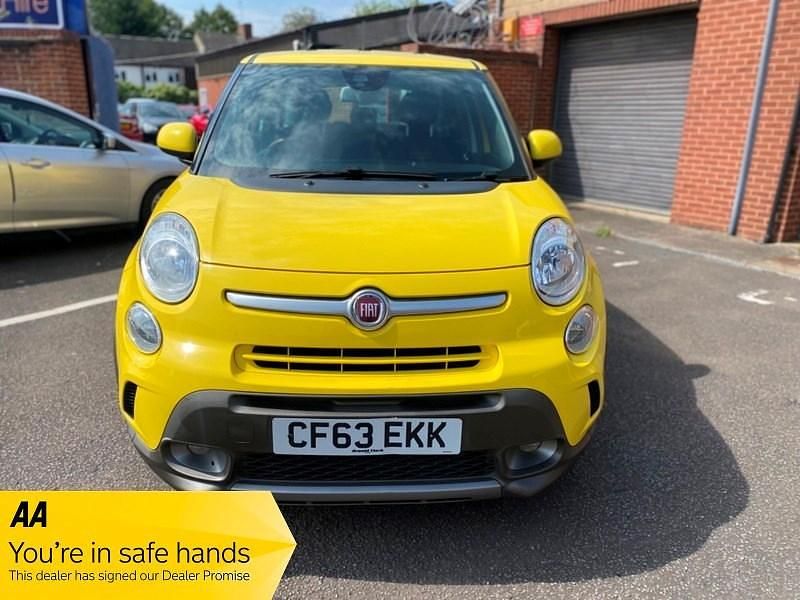 Gebraucht Fiat 500L Trekking 85 PS (62 kW) 2014 Gelb Van / Kleinbus