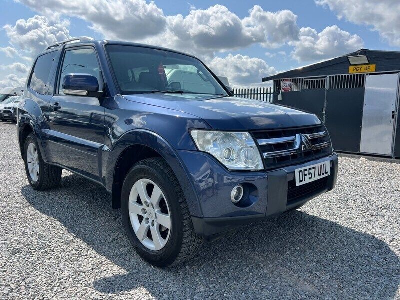 Blue Used 2007 Mitsubishi Shogun Elegance SUV | £4,995 (Expensive) - Image 1/4