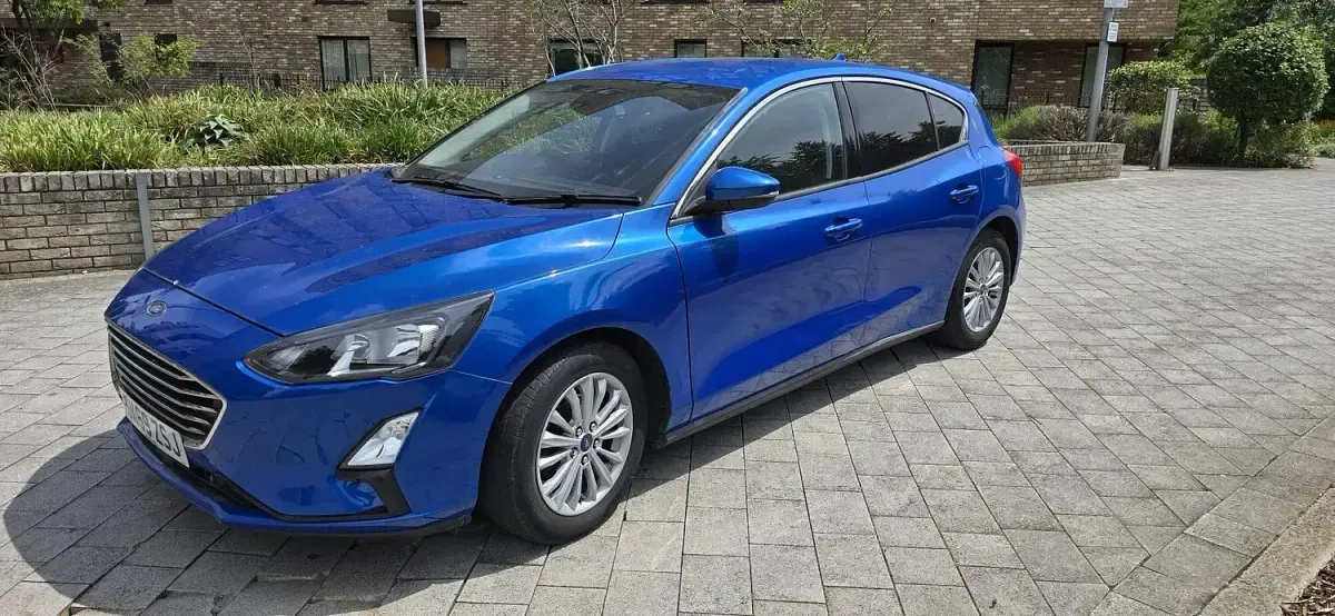 Used Ford Focus Titanium 2019 Blue Hatchback