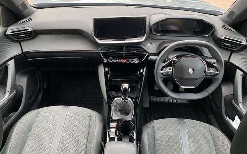 Used Peugeot 2008 Allure 131 HP (96 kW) 2025 SUV