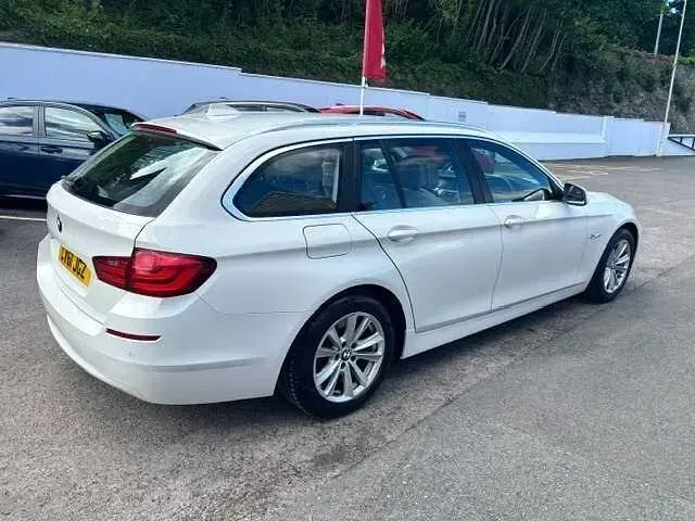 Used BMW 520 Comfort Edition 2011 White Estate