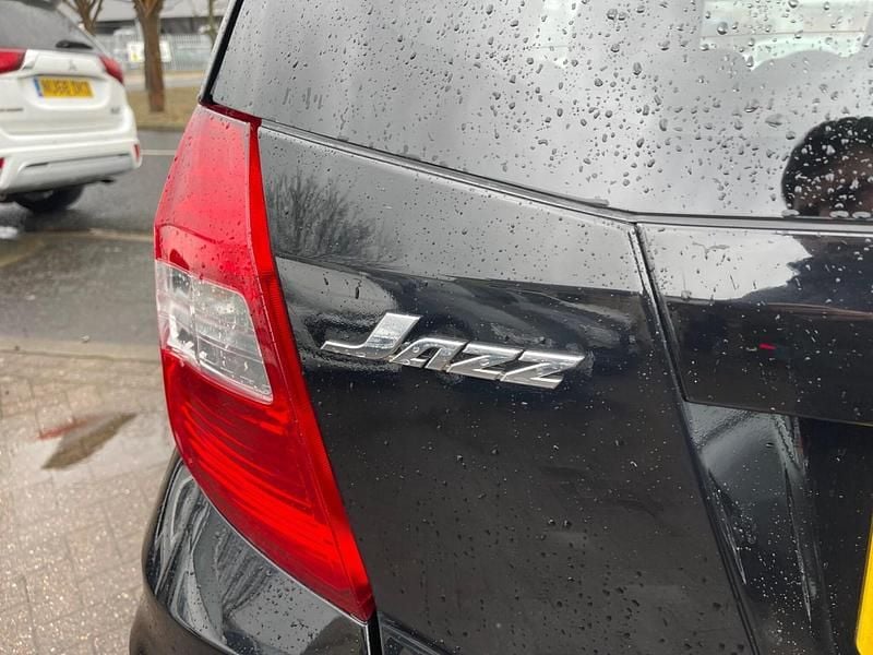 Used Honda Jazz SI 99 HP (72 kW) 2012 Black Hatchback
