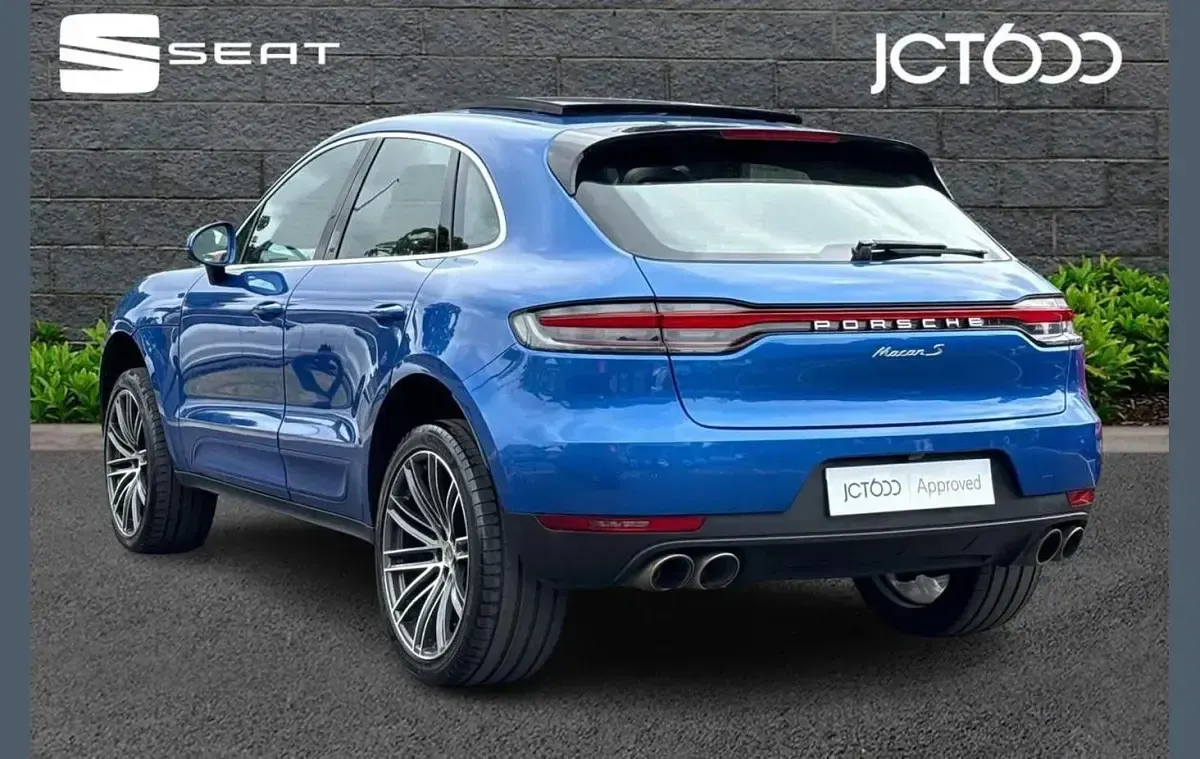 Used Porsche Macan 348 HP (255 kW) 2019 Blue SUV