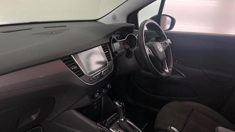 White Used 2023 Vauxhall Crossland Ultimate SUV | £14,496 (Fair price) - Image 1/4
