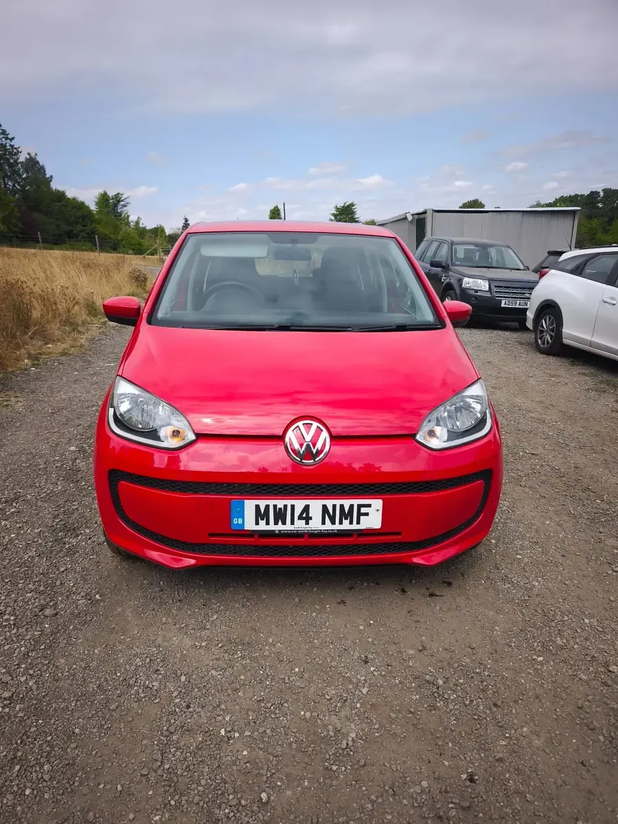 Used VW up! move up! 60 HP (44 kW) 2014 Red Hatchback