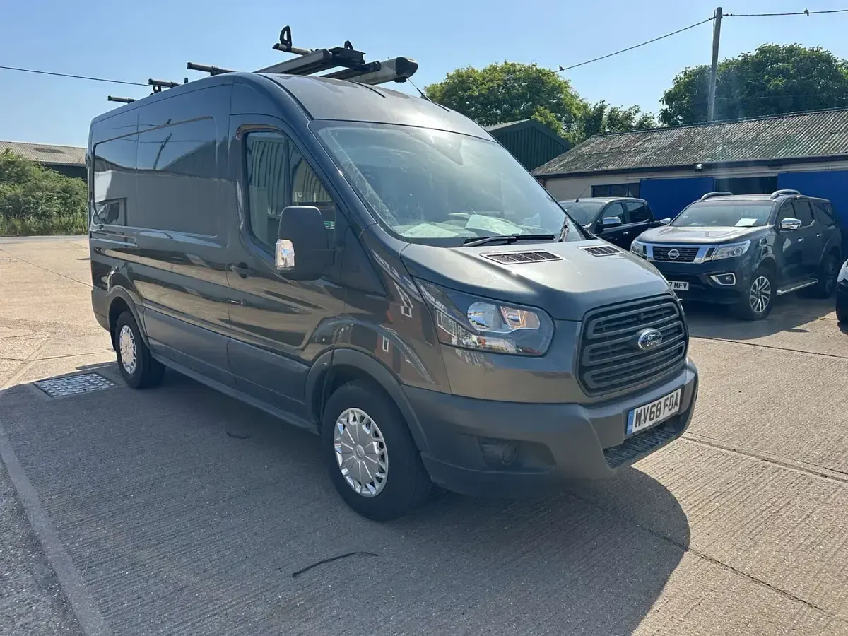 Used Ford Transit 105 HP (77 kW) 2018 Grey Van