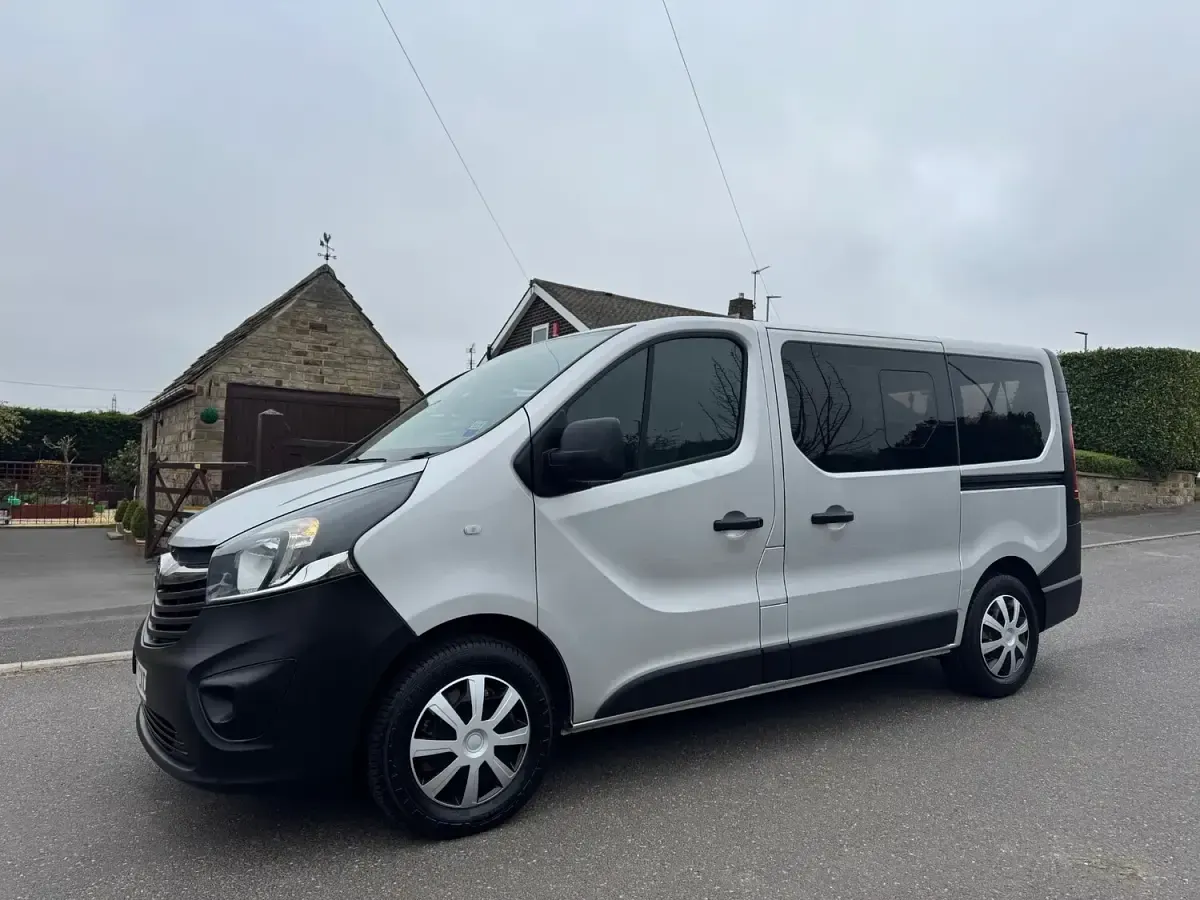 Used Vauxhall Vivaro 2017 Silver MPV