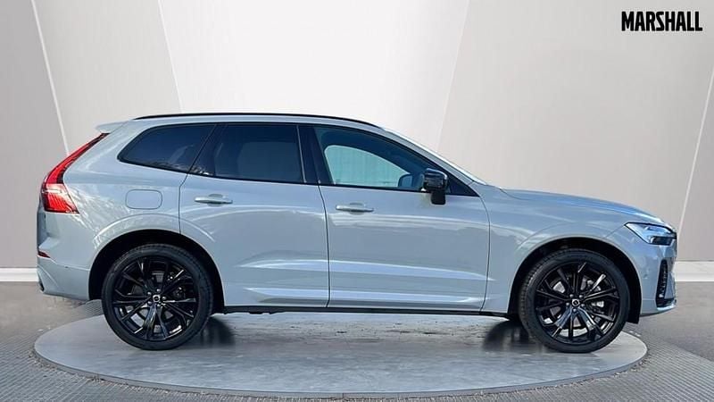 Used Volvo XC60 Plus 250 HP (183 kW) 2025 Metallic  vapour grey SUV