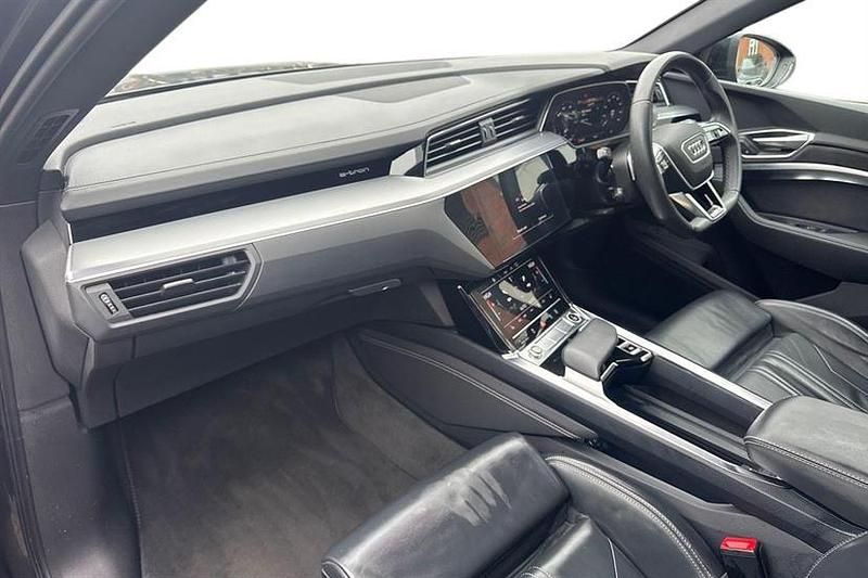 Used Audi e-tron Black Edition 300 kW (408 HP) 2023 Daytona grey SUV