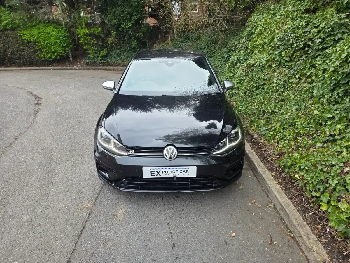 Used VW Golf VII R 300 HP (220 kW) 2019 Black Hatchback