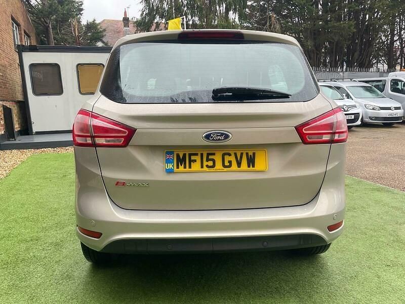 Used Ford B-MAX Titanium 2015 Silver MPV