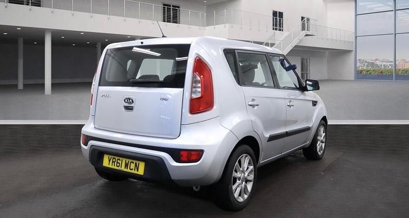 Used Kia Soul 126 HP (92 kW) 2011 Silver SUV