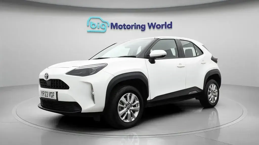 Used Toyota Yaris Cross 116 HP (85 kW) 2023 White SUV