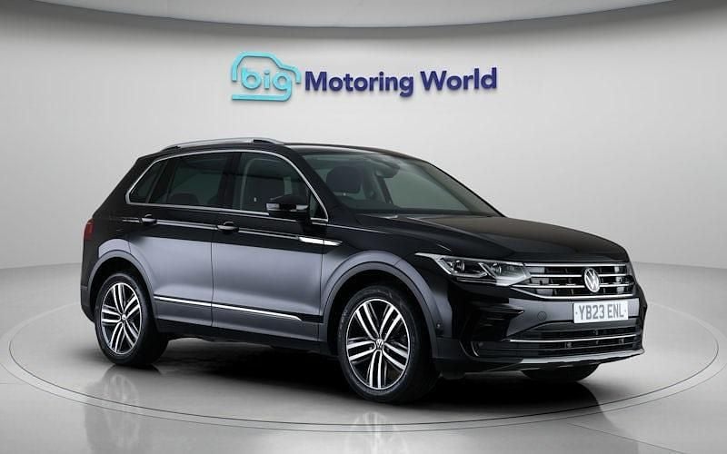 Used VW Tiguan Elegance 150 HP (110 kW) 2023 Black SUV