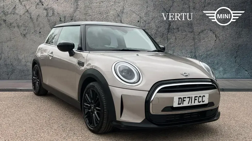 Used Mini Cooper Exclusive 136 HP (100 kW) 2021 Hatchback