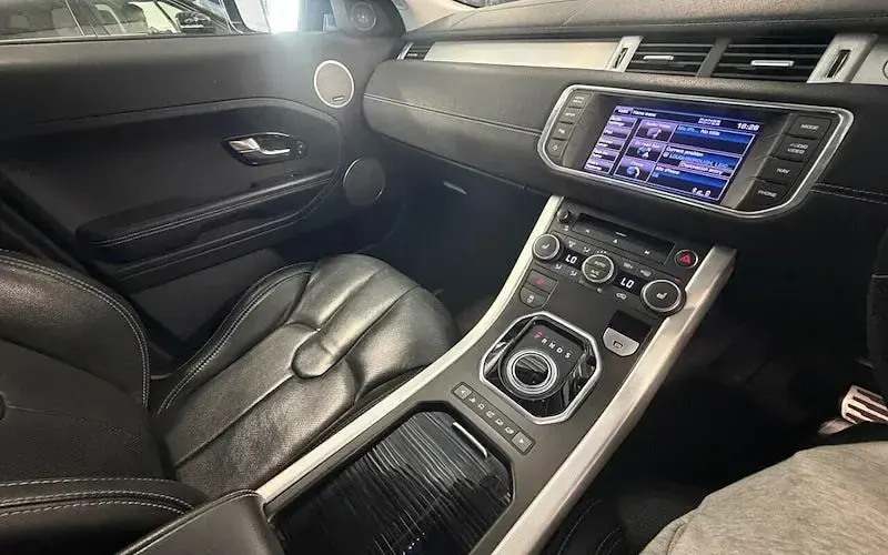 Used Land Rover Range Rover evoque Dynamic 190 HP (139 kW) 2012 Black SUV