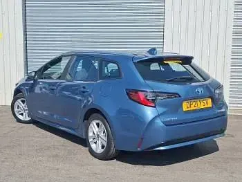 Used Toyota Corolla 122 HP (89 kW) 2021 Blue Estate