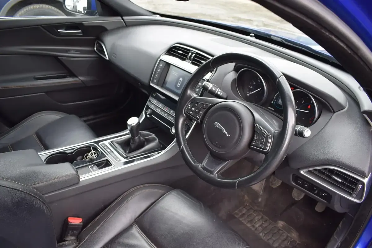 Used Jaguar XE Prestige 2017 Blue Sedan