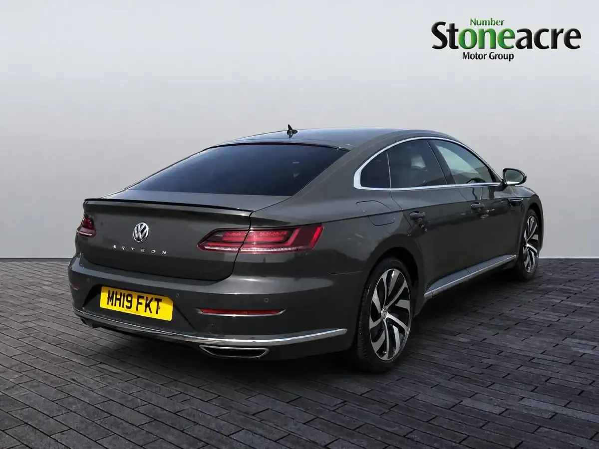 Used VW Arteon R-line 150 HP (110 kW) 2019 Grey Hatchback
