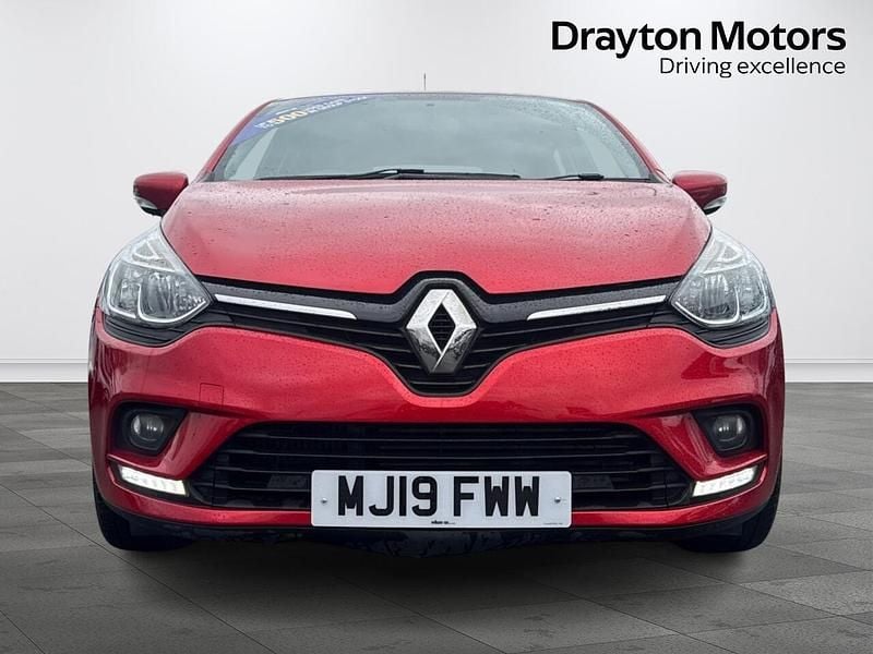 Used Renault Clio IV Iconic 90 HP (66 kW) 2019 Red Hatchback