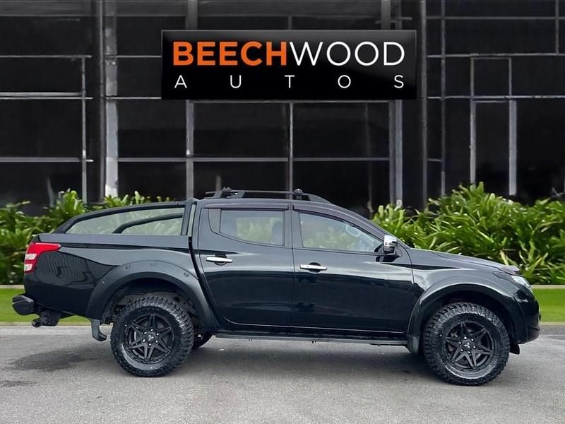 Used Mitsubishi L200 181 HP (133 kW) 2017 Black Pickup